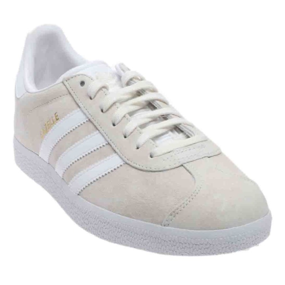 Brand new ADIDAS GAZELLE cream color 👟